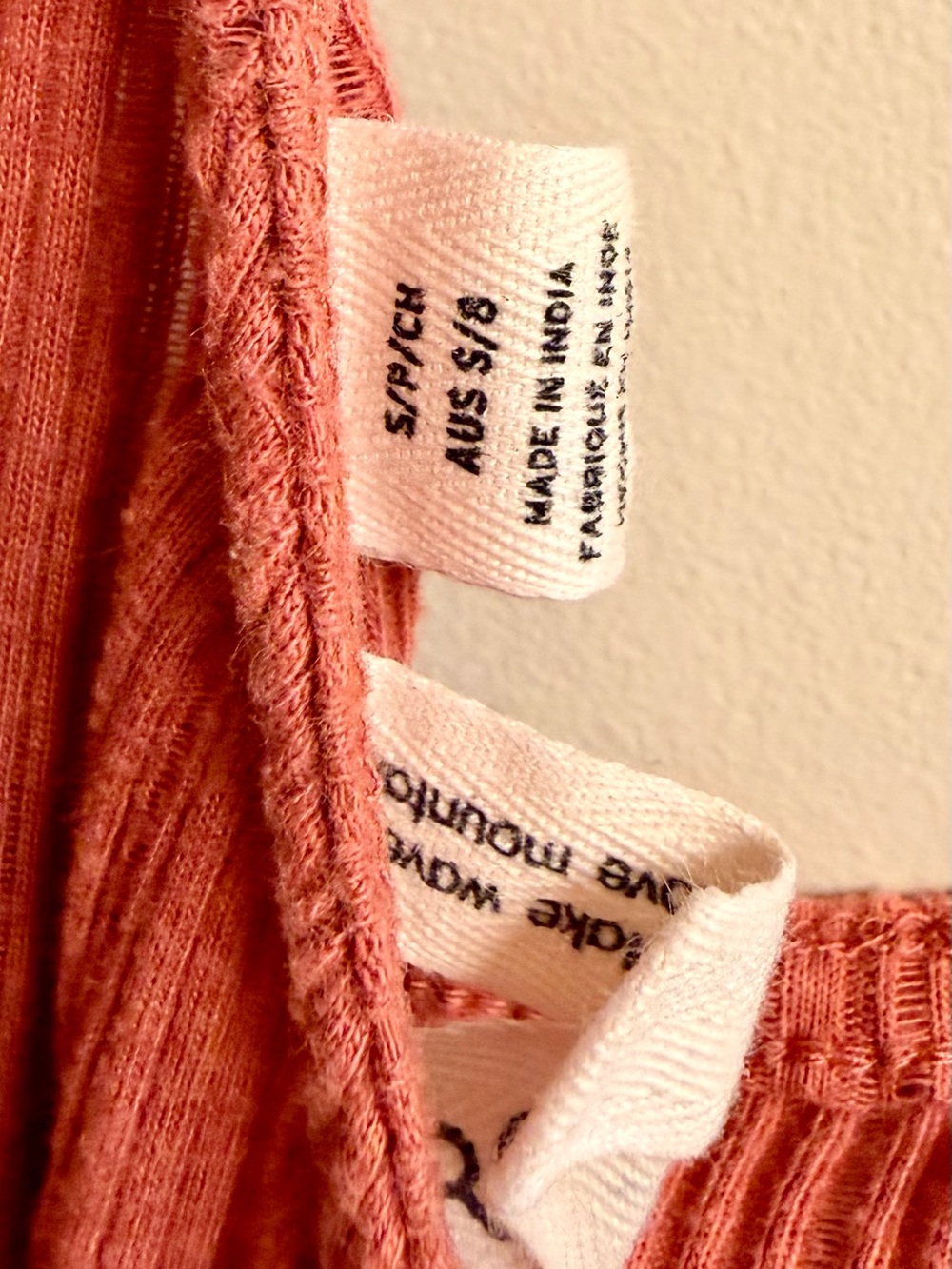 Women’s Roxy Romper-Small - Picture 8 of 8